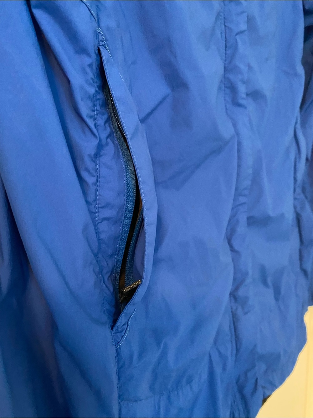 Lightweight Shell Jacket - Picture 5 of 10